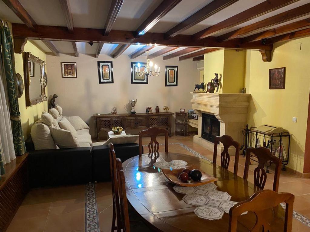 Villa Ana Romilla Εξωτερικό φωτογραφία